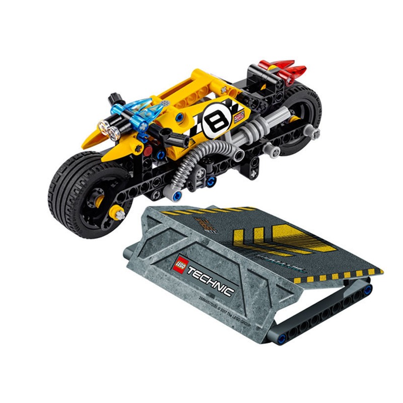 LEGO® Motocicleta de cascadorie din categoria Lego de la LEGO